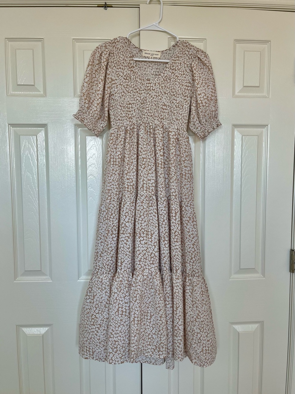 Smocked Puff Sleeve Floral Midi Dress - Beige Floral